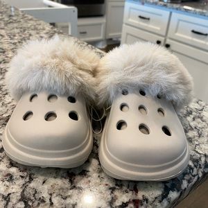 NWT Zara toddler fur lined croc style clogs